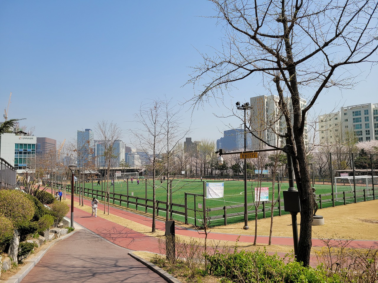 前的讨论中 前的讨论中